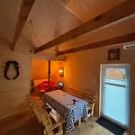 Apartament Z Antresolą Igły I Szyszki *
