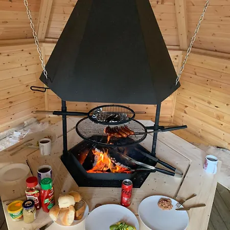 Z Antresola Igly I Szyszki Jeleniewo (Warmian-Masurian)