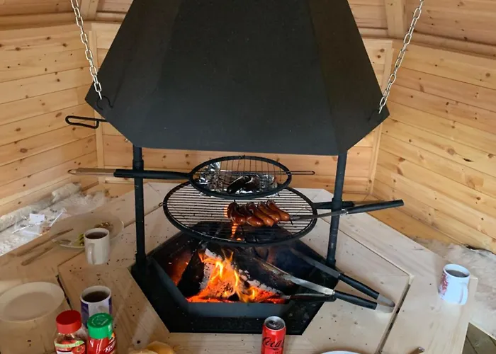 Z Antresola Igly I Szyszki Jeleniewo (Warmian-Masurian)