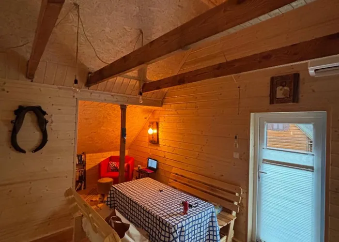 Z Antresola Igly I Szyszki *