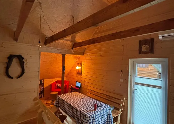 Apartment Z Antresola Igly I Szyszki *