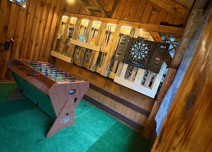 Z Antresola Igly I Szyszki Jeleniewo (Warmian-Masurian)